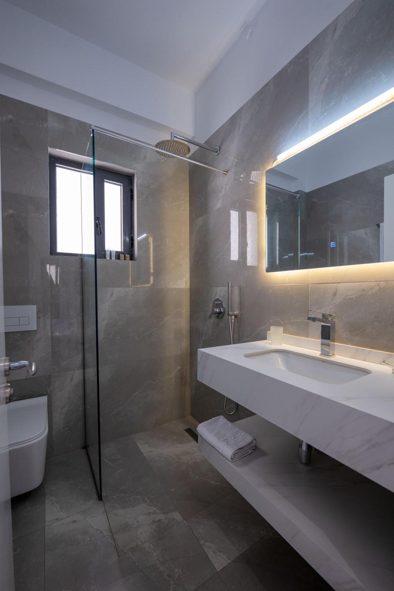 New Heaven Hotel Саранде Екстериор снимка